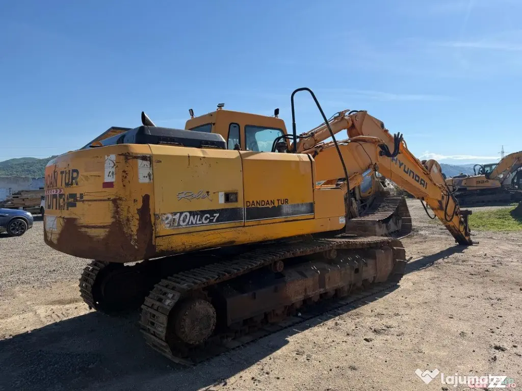 Cilindru hidraulic excavator Hyundai Robex R 210