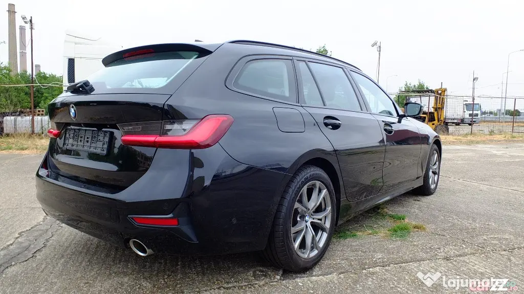 BMW Seria 3 320d Touring xDrive Aut. Sport Line