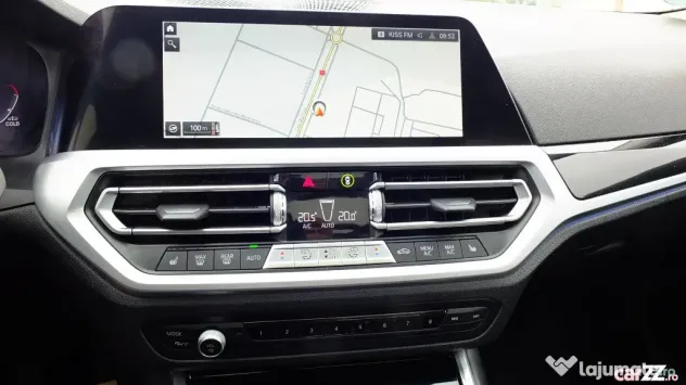BMW Seria 3 320d Touring xDrive Aut. Sport Line