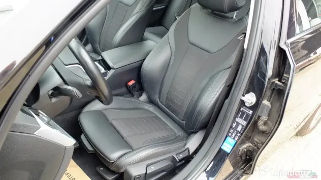 BMW Seria 3 320d Touring xDrive Aut. Sport Line