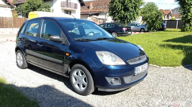 FORD FIESTA 2006 ,1.25 BENZINA,5 USI, clima,computer de bord,roti iarna si vara