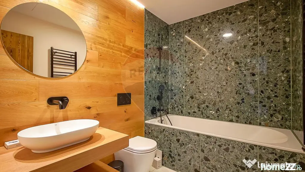 La poalele Bucegilor, ultimul chalet din proiectul Alpini...