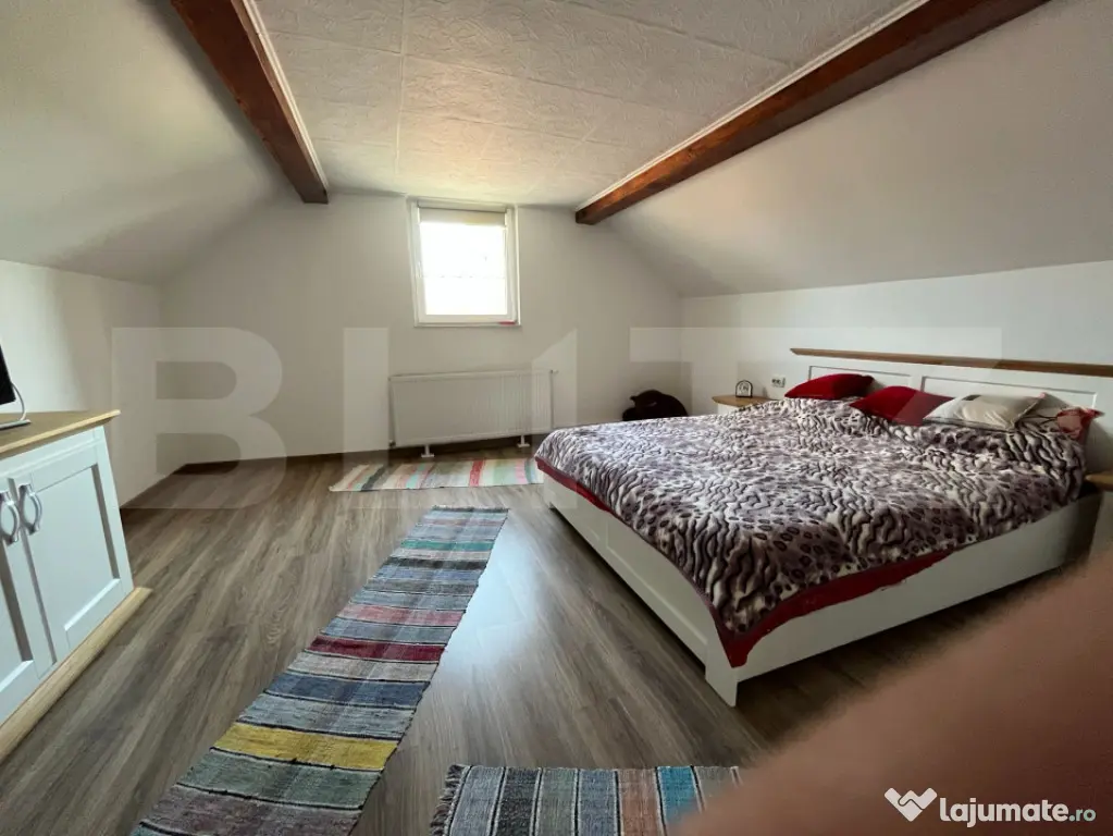 Vand casa in Paleu, intr-o zona linistita
