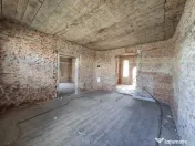 Spațiu comercial de vanzare,244mp,zona de centru in Ardud