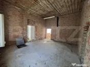 Spațiu comercial de vanzare,244mp,zona de centru in Ardud