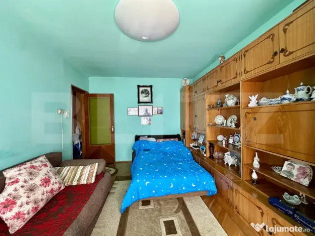 Apartament 2 camere decomandate, potențial excelent, zona