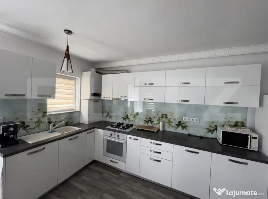 Apartament cu 2 camere, 54 mp, parcare subterana, Golden Tul