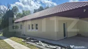 Casa cu 3 camere, 200 mp, teren 3286 mp, localitatea Jankmaj
