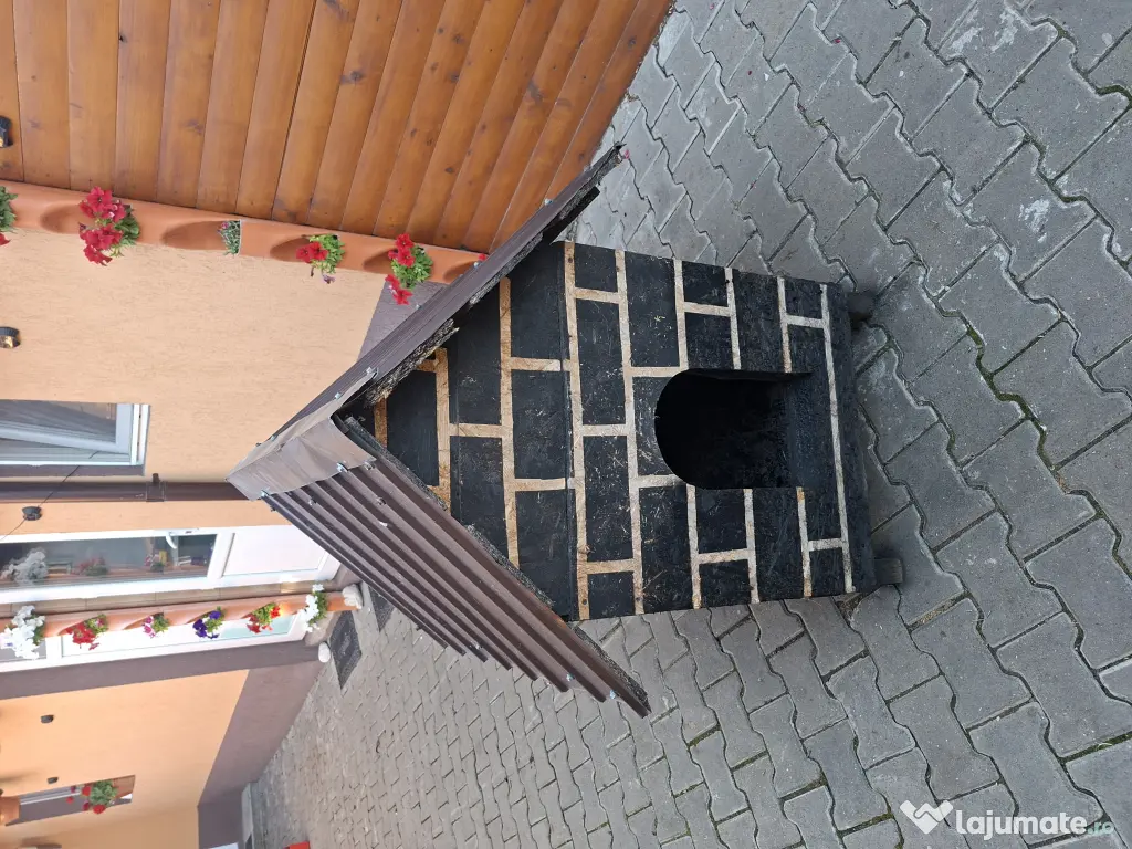 Coteț câine izolat 0724202389
