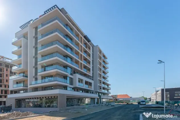 Apartament Decomandat | 53 mp utili + 10 mp balcon | Sala...