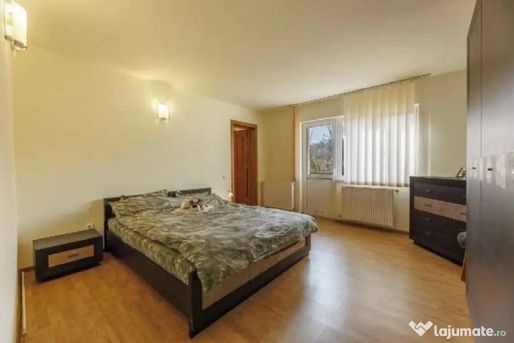 Vânzare proprietate deosebită situată în orașul Breaza