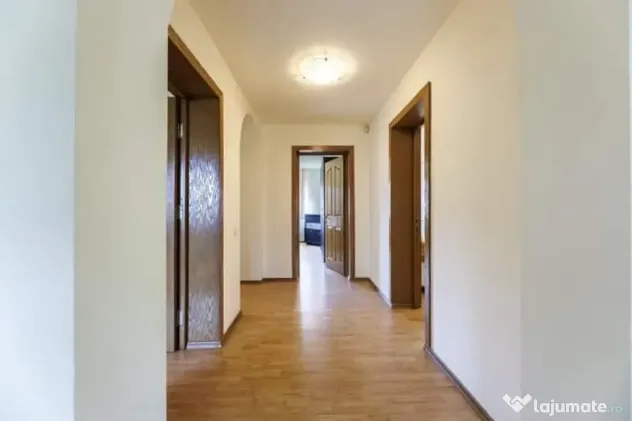 Vânzare proprietate deosebită situată în orașul Breaza