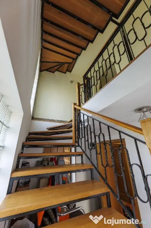 Vânzare proprietate deosebită situată în orașul Breaza