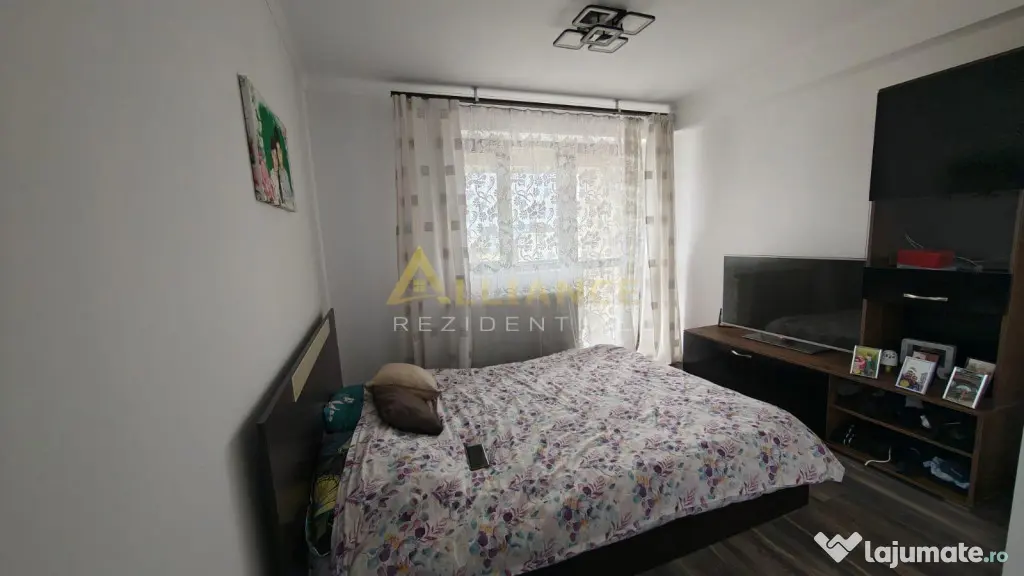 Casa cu etaj - Mobilata/utilata, gata de mutat