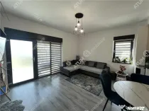 Apartament cu 3 camere si gradina proprie de 85 mp zona Bran