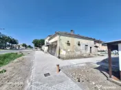 Casa si centru comercial Bod Colonie