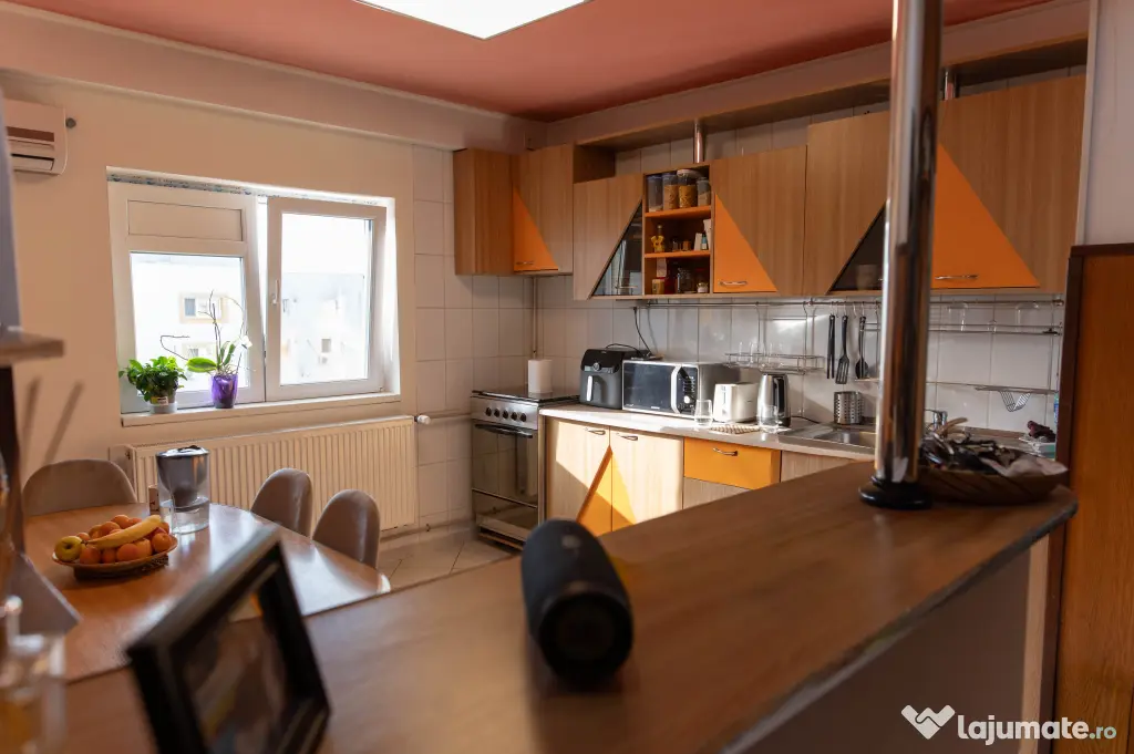 Direct Proprietar- Vând apartament 2 camere decomandat Sebastian Parc sector 5