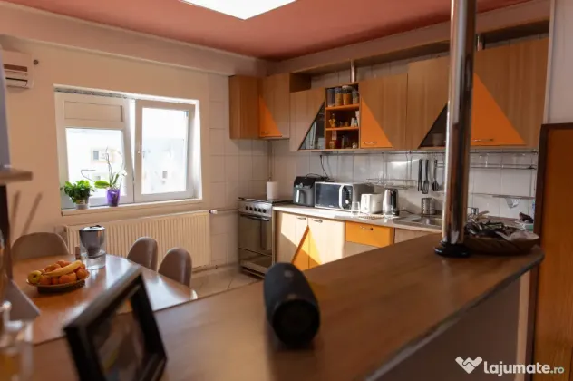 Direct Proprietar- Vând apartament 2 camere decomandat Sebastian Parc sector 5