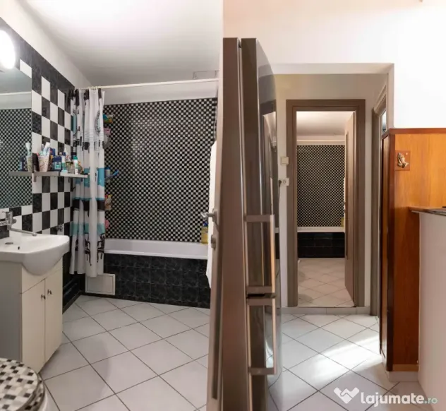 Direct Proprietar- Vând apartament 2 camere decomandat Sebastian Parc sector 5