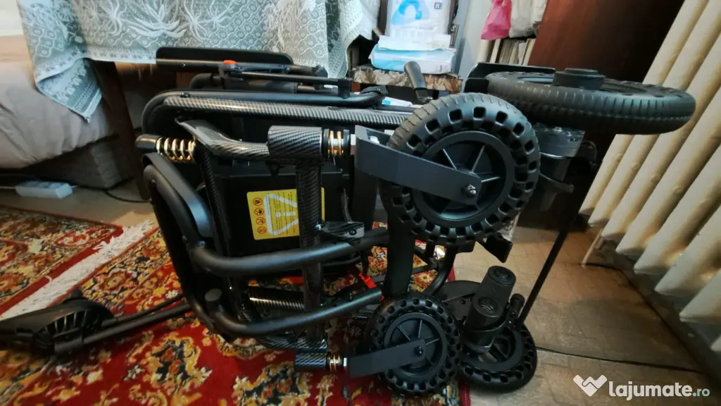 Scaun rulant electric