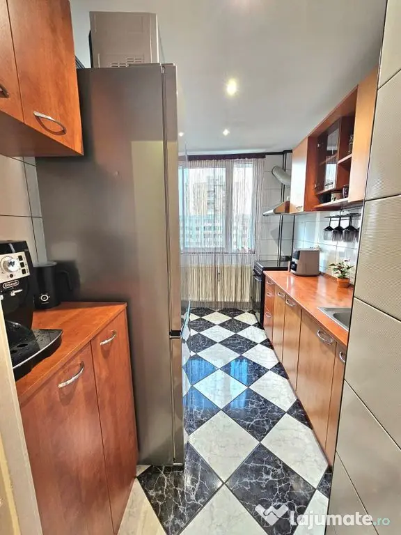 Apartament trei camere 4/4 Valea Ialomitei
