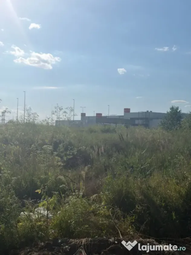Teren de 5000mp intravilant la iesirea din Filiasi ,la inter