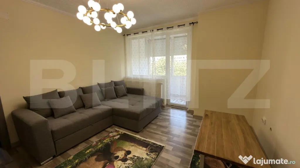 Apartament complet renovat, 2 camere – Micro 15, etaj 4, 5