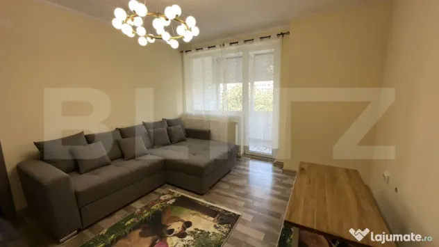 Apartament complet renovat, 2 camere – Micro 15, etaj 4, 5