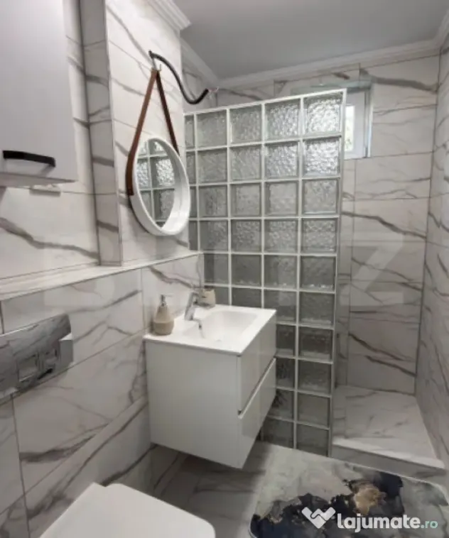 Apartament complet renovat, 2 camere – Micro 15, etaj 4, 5