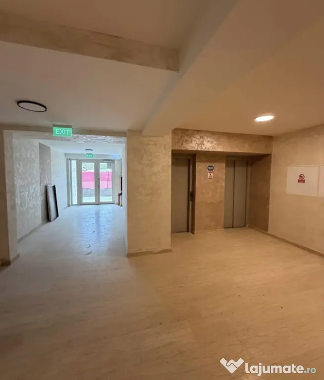 Persoana fizica vând apartament cu 2 camere, zona deosebită centrala! Super preț