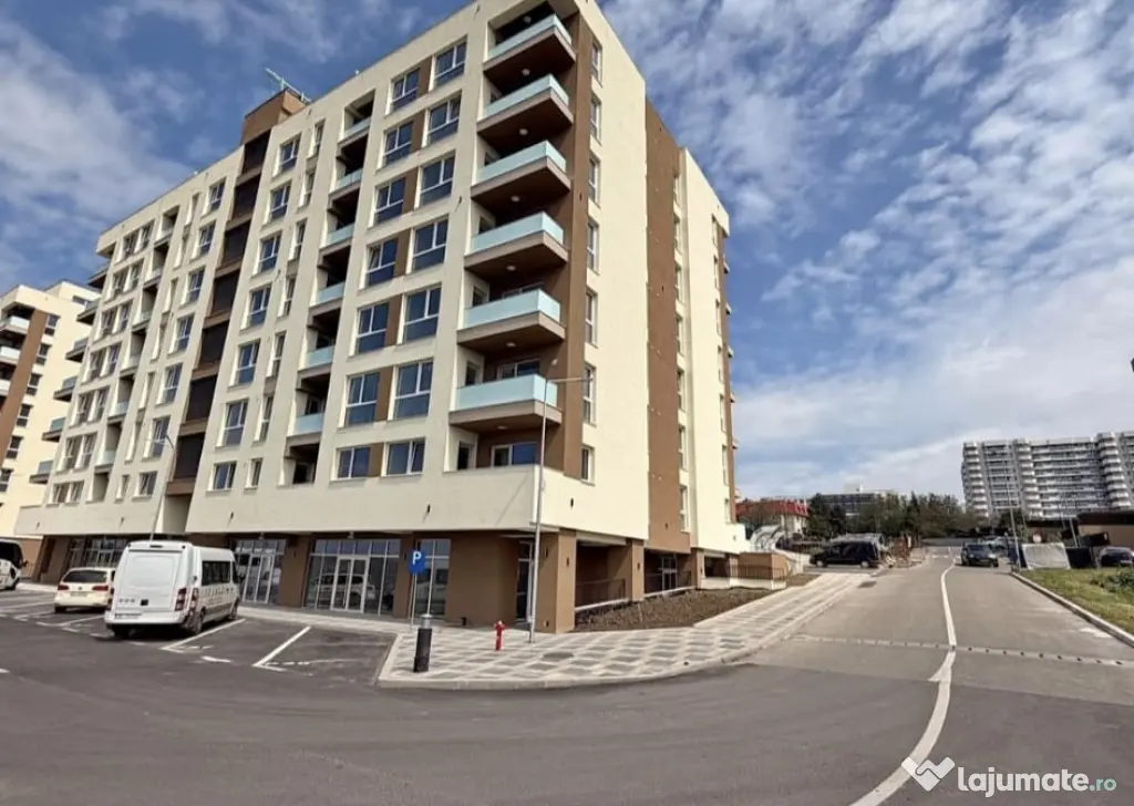 Persoana fizica vând apartament cu 2 camere, zona deosebită centrala! Super preț
