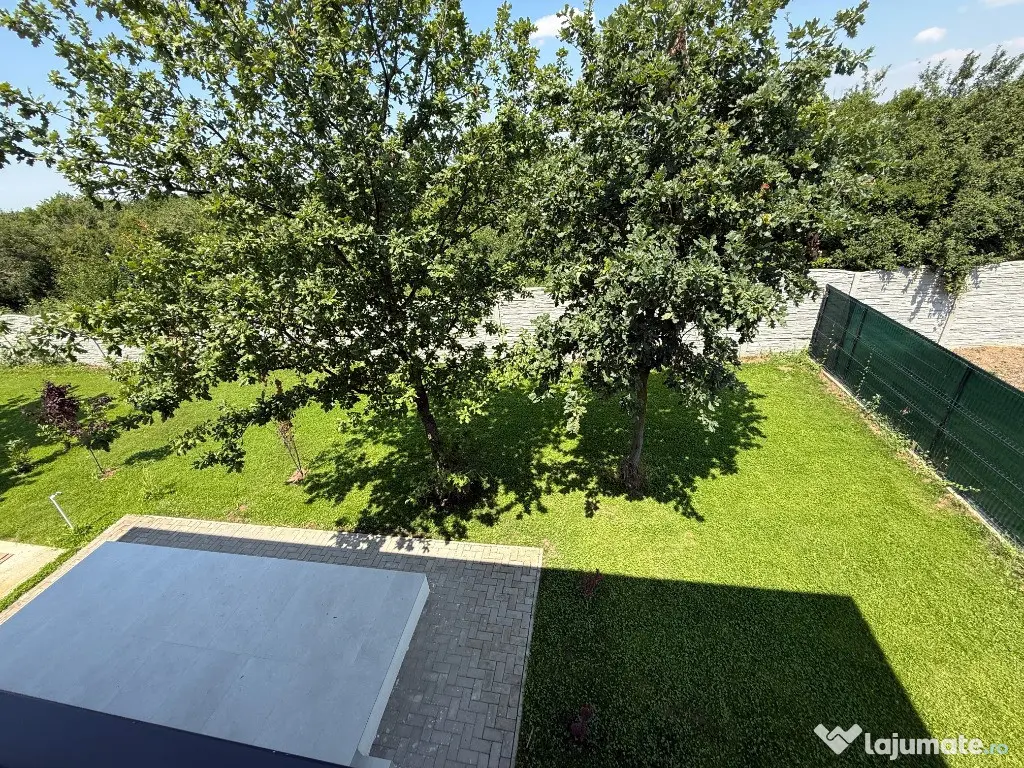 Casă nouă de vânzare în Crevedia – 150 mp utili, curte 550 mp