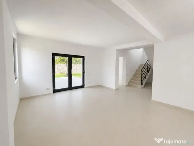 Casă nouă de vânzare în Crevedia – 150 mp utili, curte 550 mp