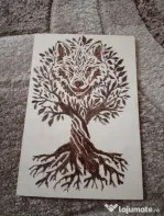 Tablou Lemn Pirogravat Manual - Lupul și Copacul Vieții (Handmade