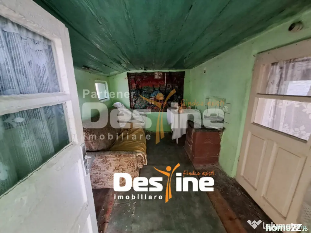 URICANI , CASA 78 MP,TEREN 1250 MP, 74.900 EURO
