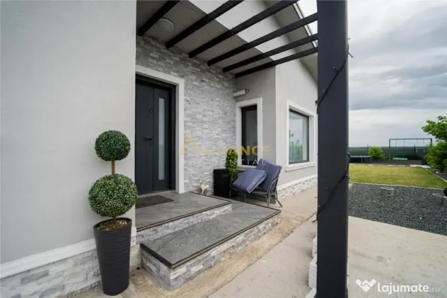 Casa Individuala Frumusani 755 mp Complet Mobilata si Utilat