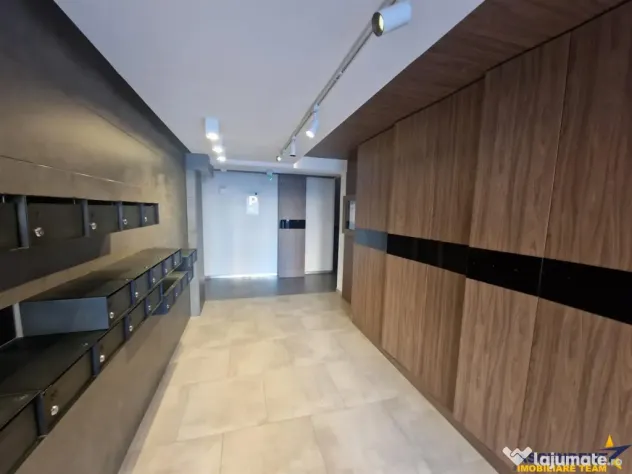 Studio, regim vila, terasa, parcare, boxa, Maurer Villas,Tra