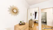 Studio, regim vila, terasa, parcare, boxa, Maurer Villas,Tra