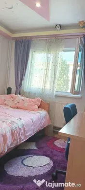 Apartament de 3 camere- boxa | Astra-Berzei