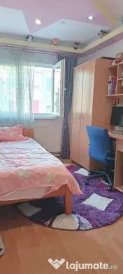 Apartament de 3 camere- boxa | Astra-Berzei