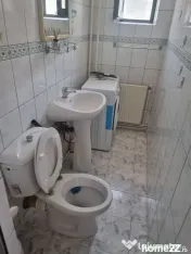 De inchiriat apartament cu 3 camere, zona Garii, etaj 3, ...