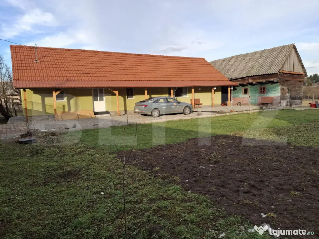 CASA DEOSEBITA IN VAMA BUZAULUI, 800 MP, PRET 151,000 EURO