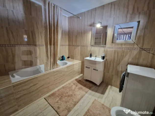 CASA DEOSEBITA IN VAMA BUZAULUI, 800 MP, PRET 151,000 EURO