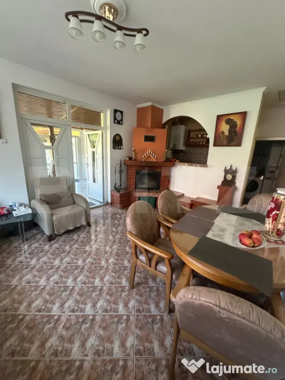 Casa plan parter 170 mp, zona Micro 17