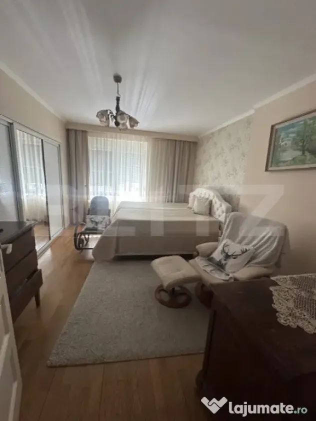 Casa plan parter 170 mp, zona Micro 17