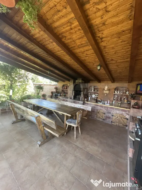 Casa plan parter 170 mp, zona Micro 17