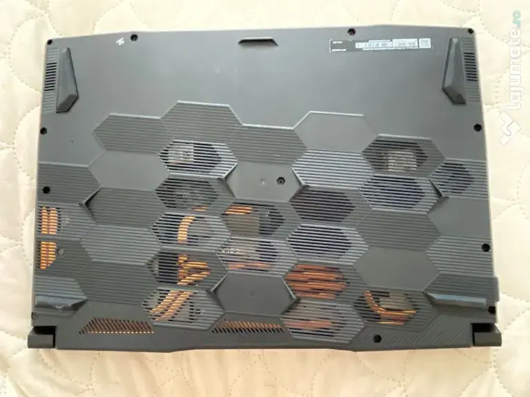 Laptop Gaming MSI Bravo 15 C7VE, AMD Ryzen 5 7535HS 16GB,512GB,RTX 4050