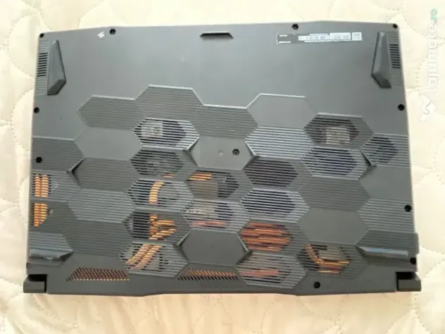 Laptop Gaming MSI Bravo 15 C7VE, AMD Ryzen 5 7535HS 16GB,512GB,RTX 4050