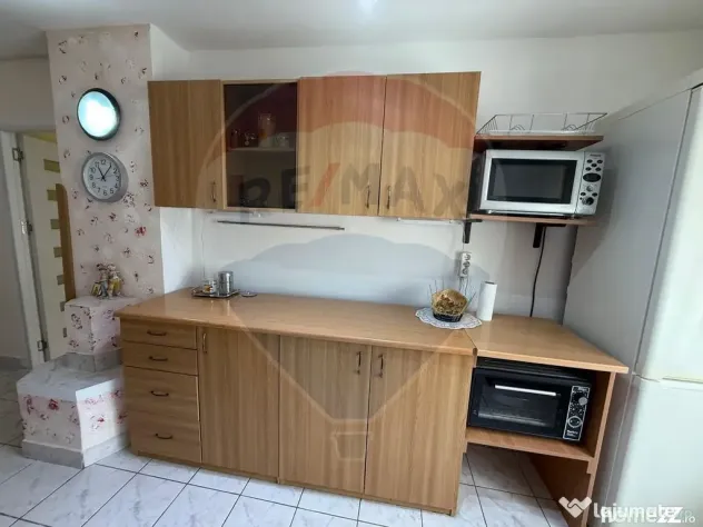 Apartament cu 3 camere de închiriat în zona Dacia - Oradea (Bihor)