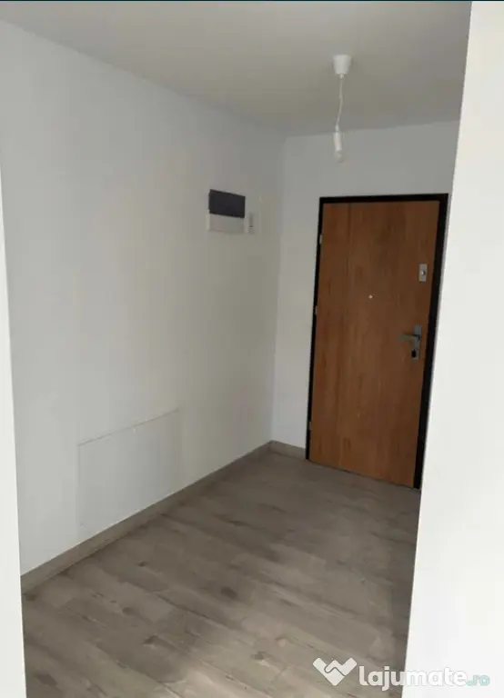 Apartament 2 camere | Bloc Nou | zona Tractorul